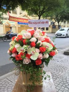 Hộp hoa ngày lễ HT 069